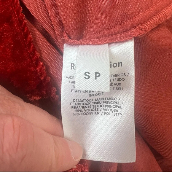 Reformation Albi Velvet Smocked Puff Sleeves Dress in Crimson Red Size S B32 - Picture 7 of 7